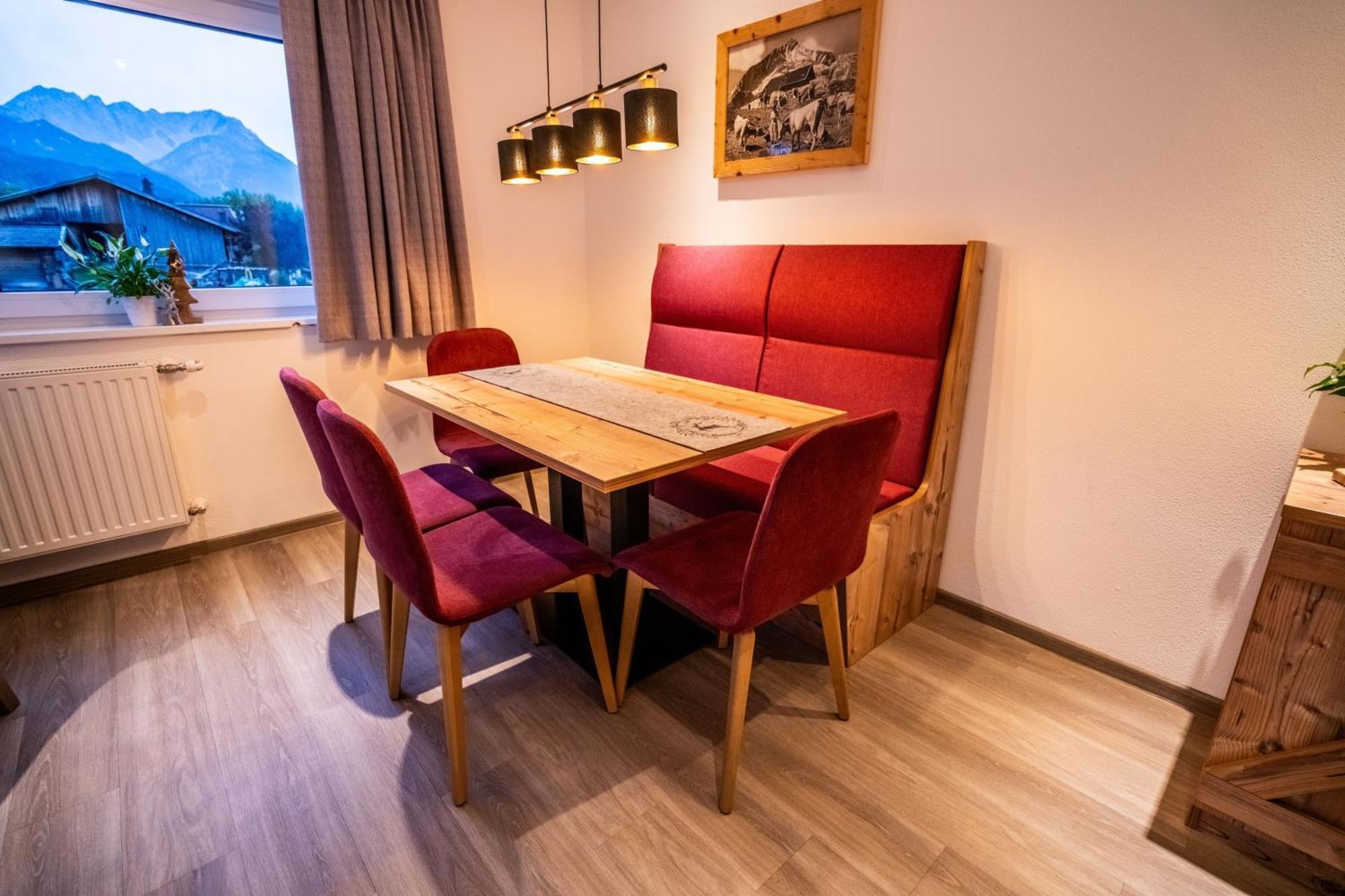 Tiroler Alpblick Appartements Ehrwald Extérieur photo